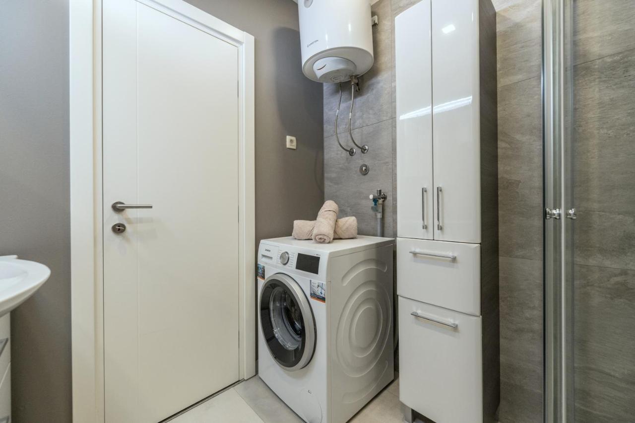 Luxury Apartment Purple Summer Sea View Makarska Eksteriør billede